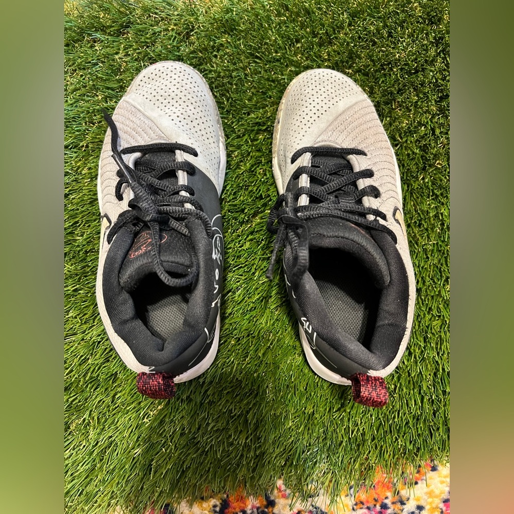 Kids Nike shoes
